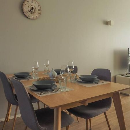 Stylish Apartment With 2 Bedrooms Eyrarbakki ภายนอก รูปภาพ